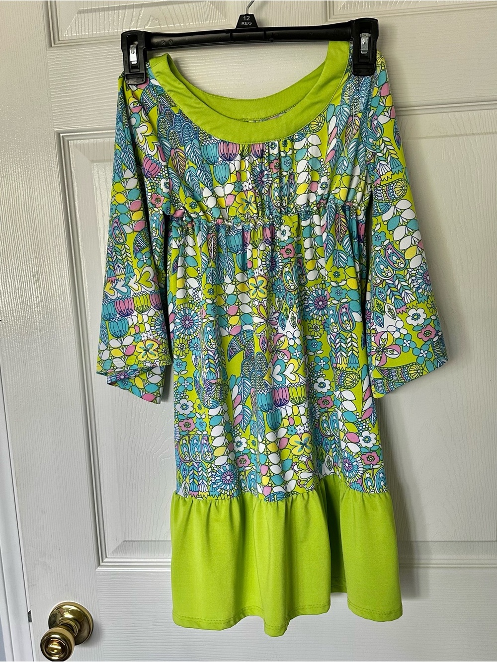 JK Girls Girls' Chartruese Green Floral Print Dress, bell sleeve.